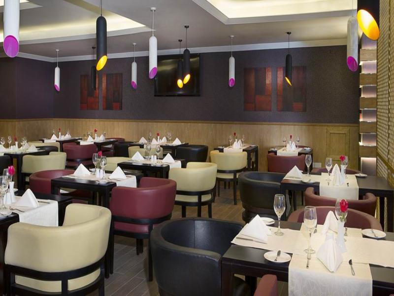 Armada Avenue Hotel Дубай Екстериор снимка