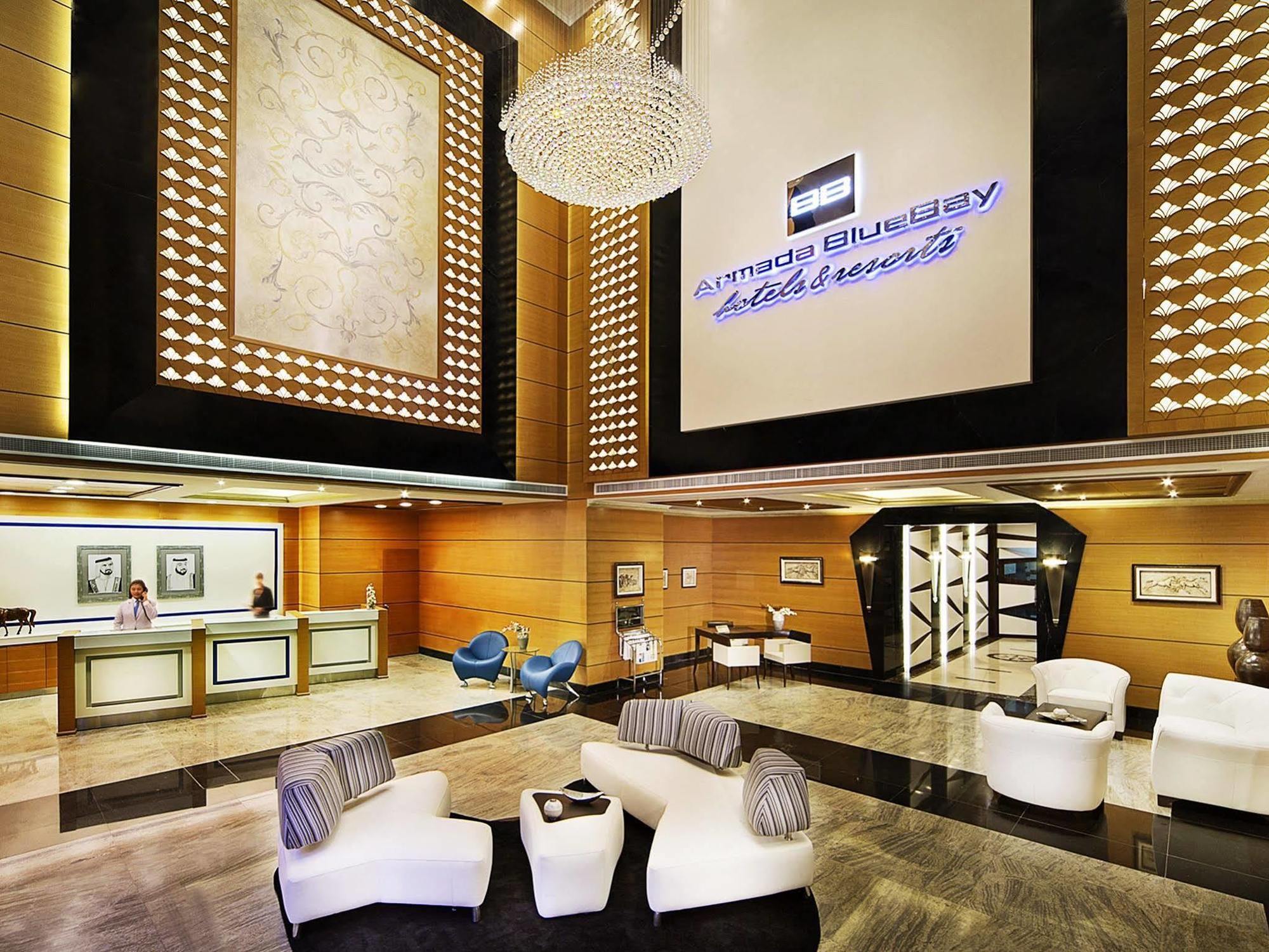 Armada Avenue Hotel Дубай Екстериор снимка